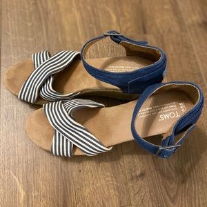 Toms espadrilles wedges